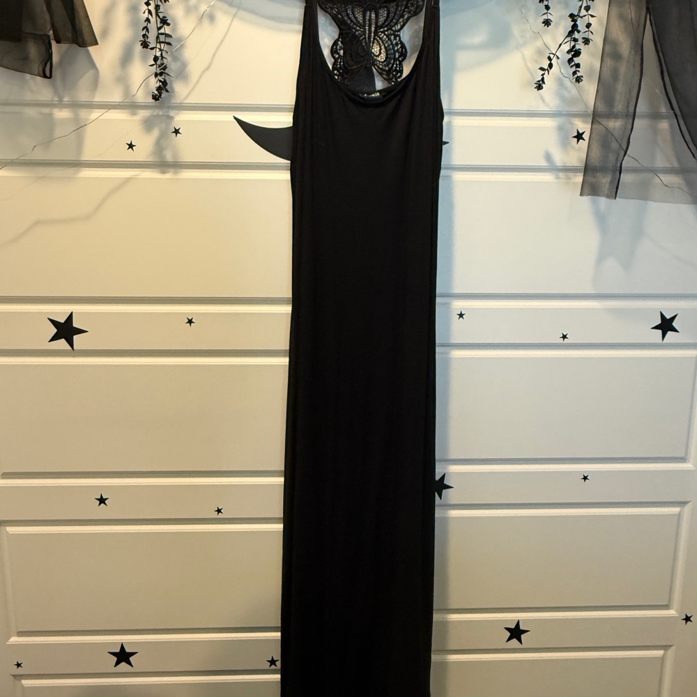Elegant Black Maxi Dress with Butterfly Detail Back